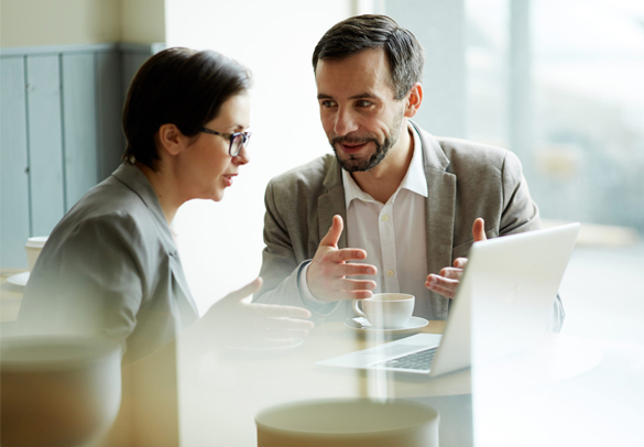 Operational strategy expert presenting a roadmap to a client team